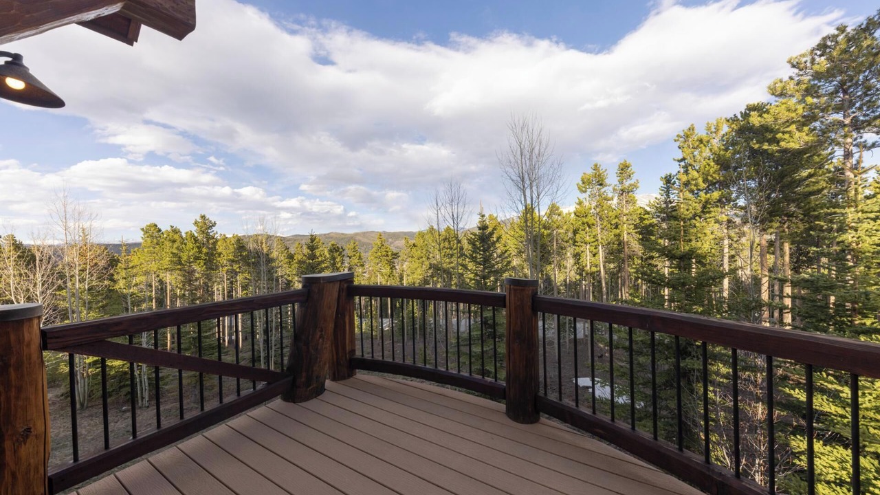 Photo of Patio Balcony in Timber Trail