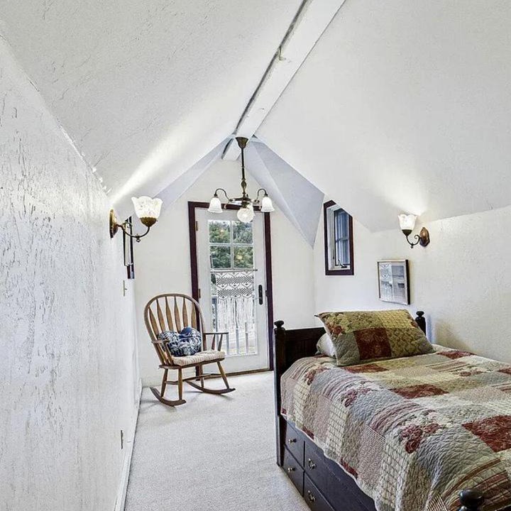 Photo of Bedroom in Berry Glenn