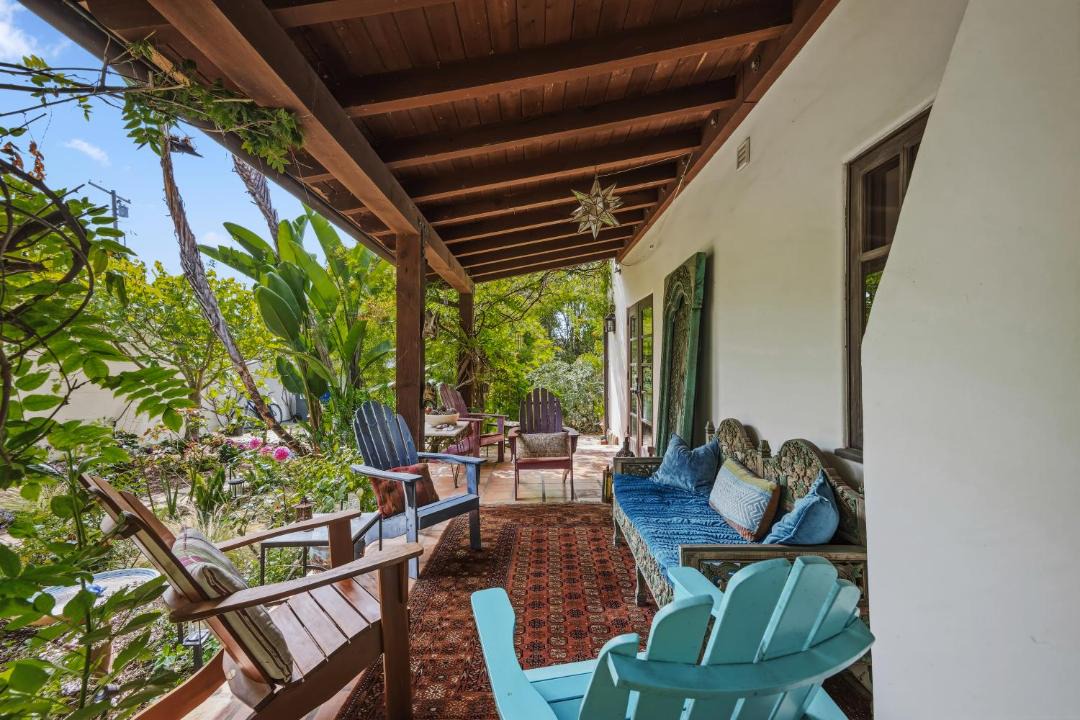 Photo of Patio Balcony in West Mesa