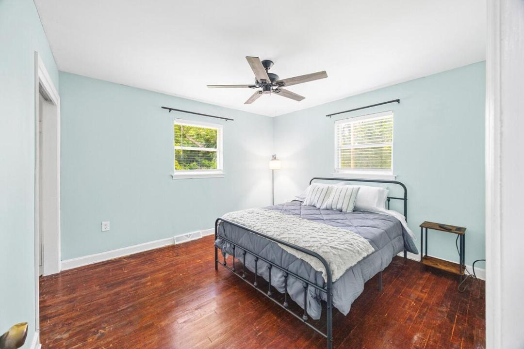 Photo of Bedroom in Seneca