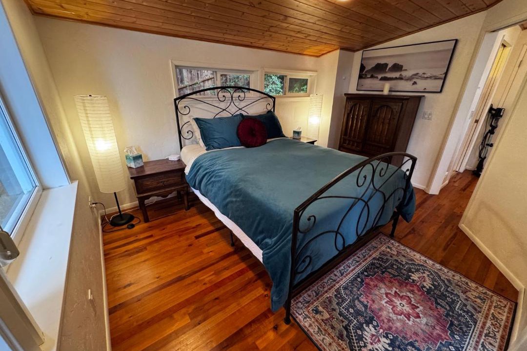 Photo of Bedroom in Jacoby Creek