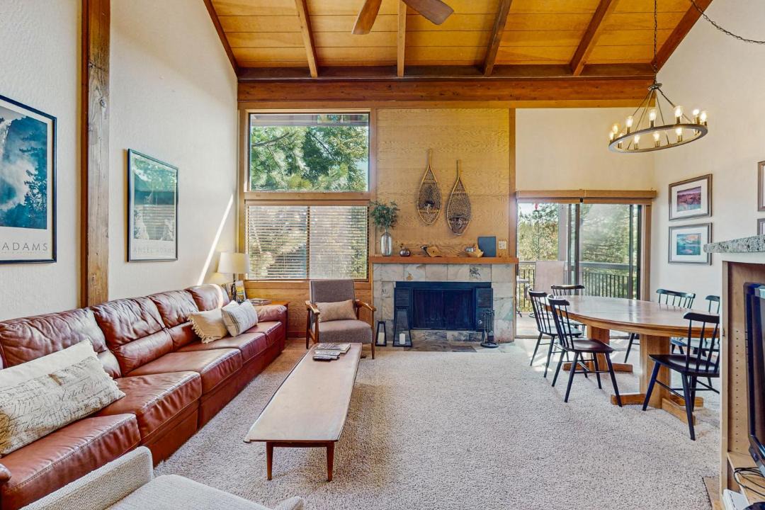 Photo of Livingroom in Truckee