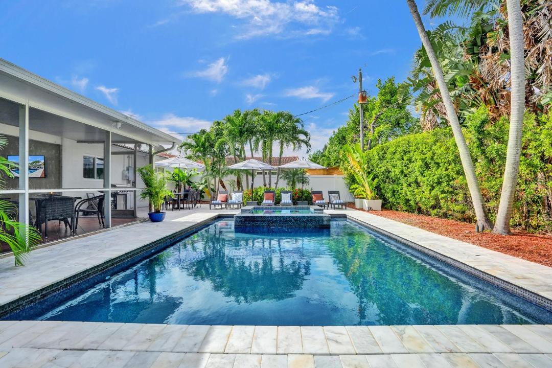 Photo of Others in Coral Ridge Isles