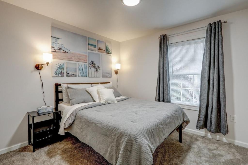 Photo of Bedroom in West Lawn