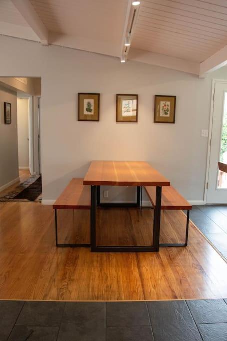 Photo of Livingroom in Jacoby Creek