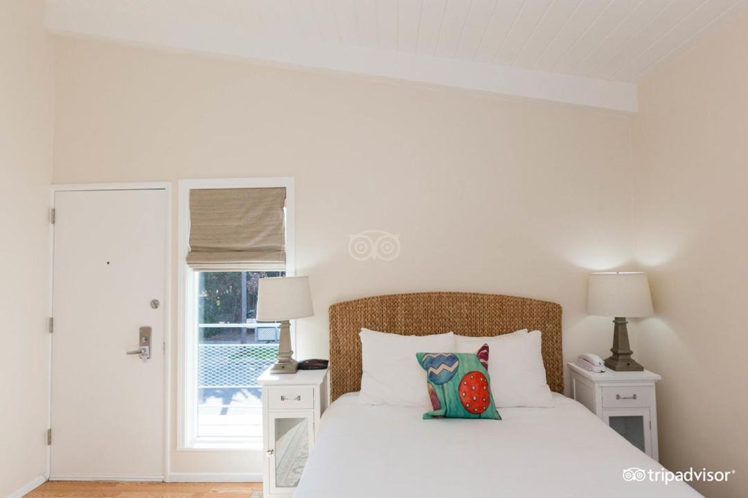 Photo of Bedroom in East Beach