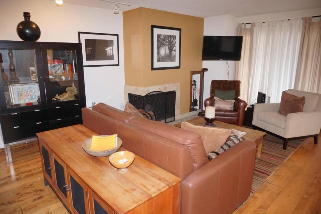 Photo of Livingroom in Aspen