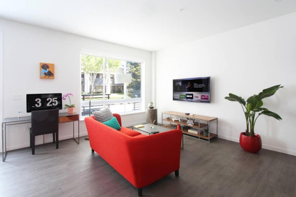 Photo of Livingroom in North San Jose