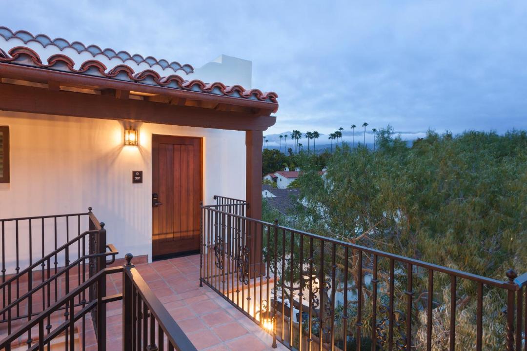 Photo of Patio Balcony in West Beach