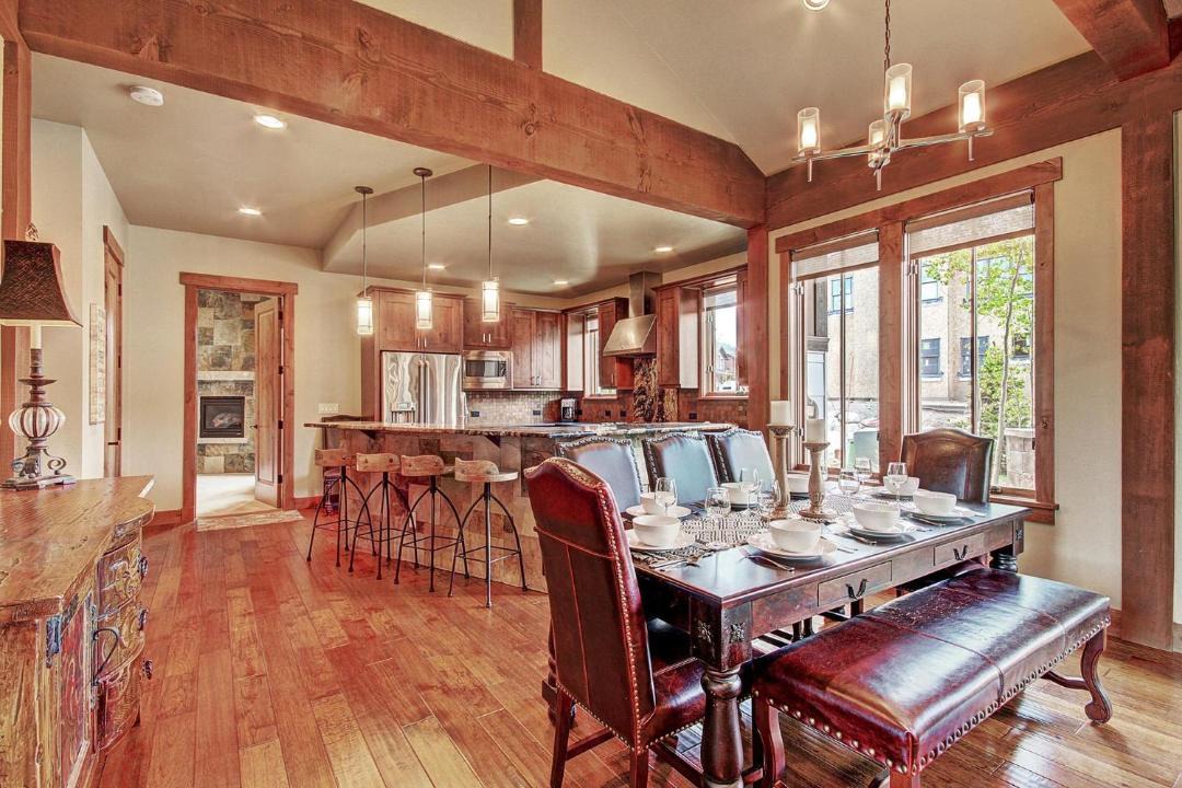 Photo of Livingroom in Fairmount On The River