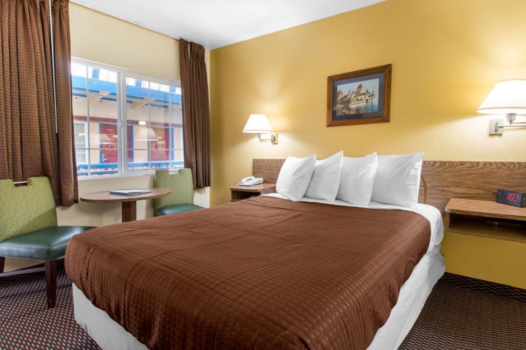 Photo of Bedroom in Downtown