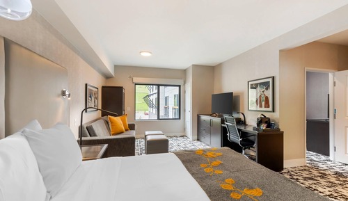 Suite, Multiple Beds, Accessible, Non Smoking