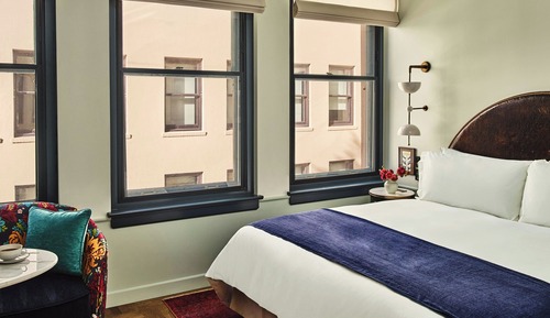 Room, 1 King Bed, Courtyard View