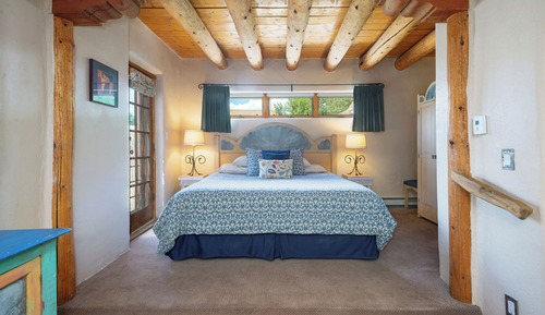 Studio Suite - La Loma (Dog-friendly)