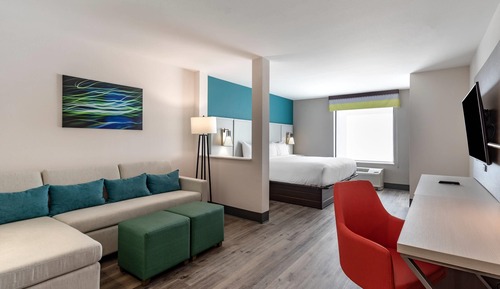 Suite, 1 King Bed with Sofa bed, Non Smoking (1 person whirlpool)