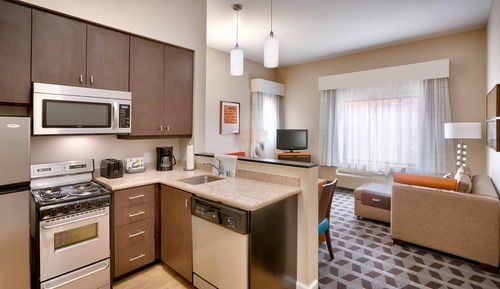 Suite, 2 Bedrooms (Mobility/Hearing Accessible, Tub)
