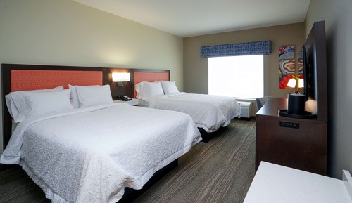 Room, 2 Queen Beds, Accessible, Non Smoking (Roll-In Shower)