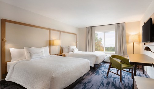 Room, 2 Queen Beds, Accessible Bathtub