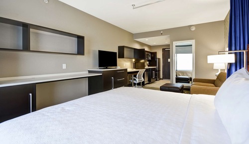 Studio Suite, 1 King Bed, Non Smoking