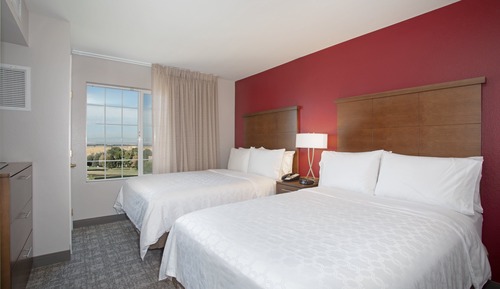 Suite, 2 Bedrooms, Kitchen