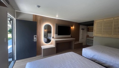 Standard Room, 2 Queen Beds, Non Smoking