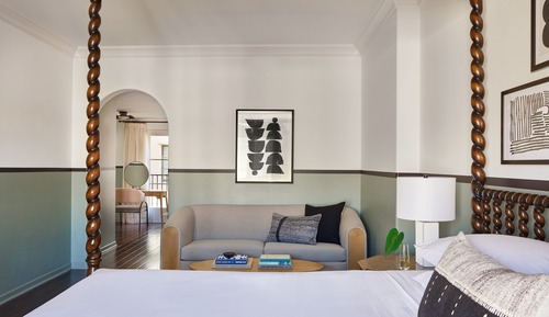 Studio Suite, 1 King Bed, Balcony (Juliet Balcony)