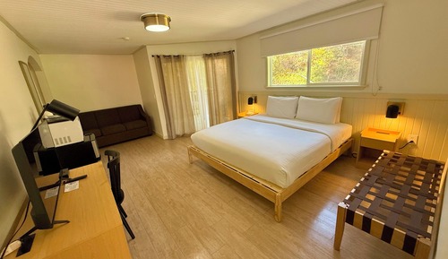 Grand Quadruple Room