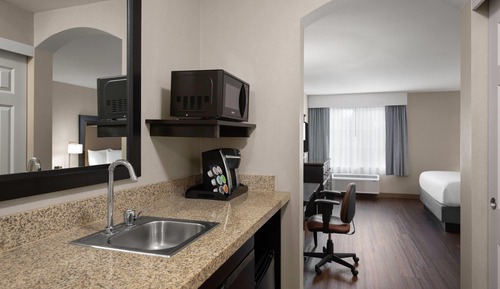 Executive Room, 1 King Bed, Non Smoking (Oversized Tub)