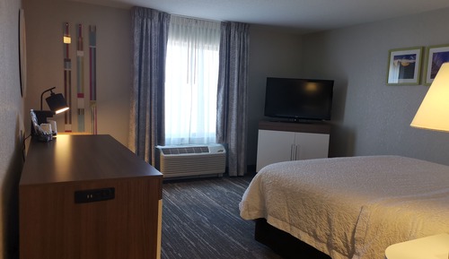 Standard room with king bed