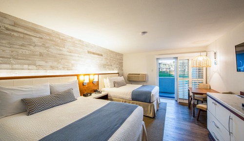 Standard Room, 2 Queen Beds (No View)
