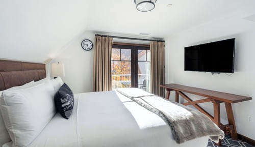 Classic Room, 1 Bedroom (Residence Village View)
