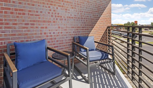 Standard Room, 1 King Bed, Non Smoking, Balcony