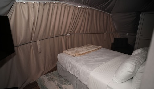 Suite, Mountain View