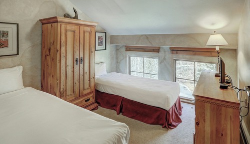 Condo, 4 Bedrooms (plus Loft)
