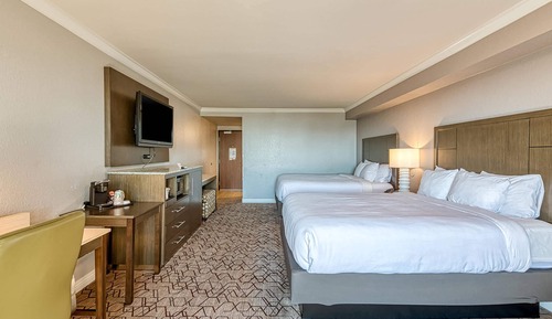 Standard Room, 2 Queen Beds, Non Smoking, Balcony