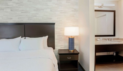 Standard Suite, 1 King Bed with Sofa bed, Kitchen