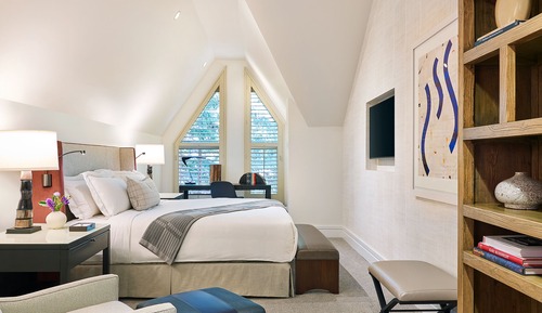 Suite, 1 Bedroom (Town Side)