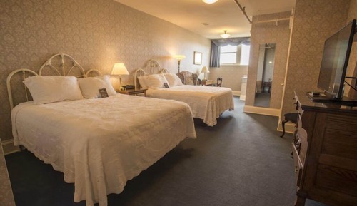 Room, 2 Queen Beds (Historic Queen Queen)