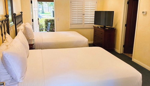 Room, 2 Queen Beds, Patio