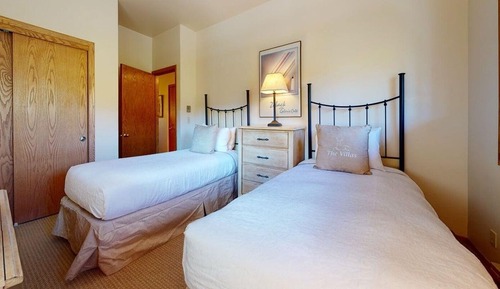 Condo, 2 Bedrooms (Villas 1633)
