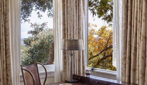 Suite (Camellia)