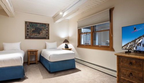 Condo, 3 Bedrooms (Trails 203)