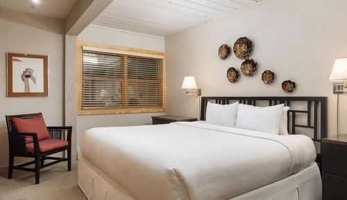 Condo, 2 Bedrooms (Slope 305)