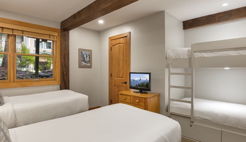 Condo, 3 Bedrooms (Trails 101)