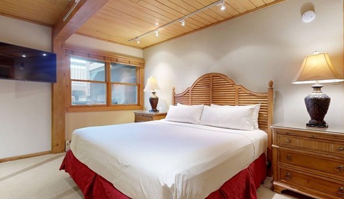 Condo, 2 Bedrooms (Leaf 602)