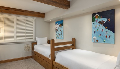 Condo, 4 Bedrooms (Summit 209)