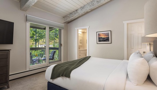 Condo, 3 Bedrooms (Slope 303)