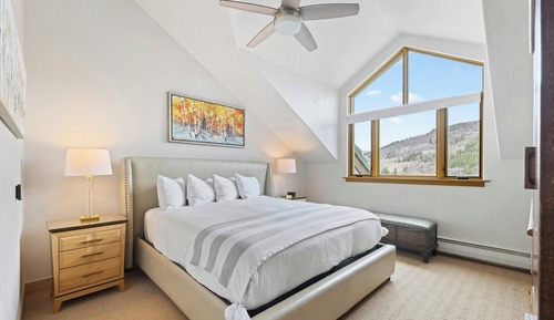 Room, 2 Bedrooms