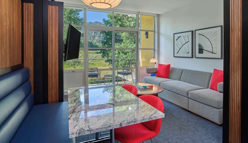 Junior Suite (Mountain)
