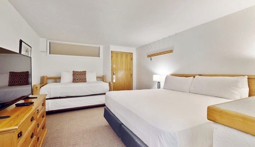 Standard Room, Multiple Beds